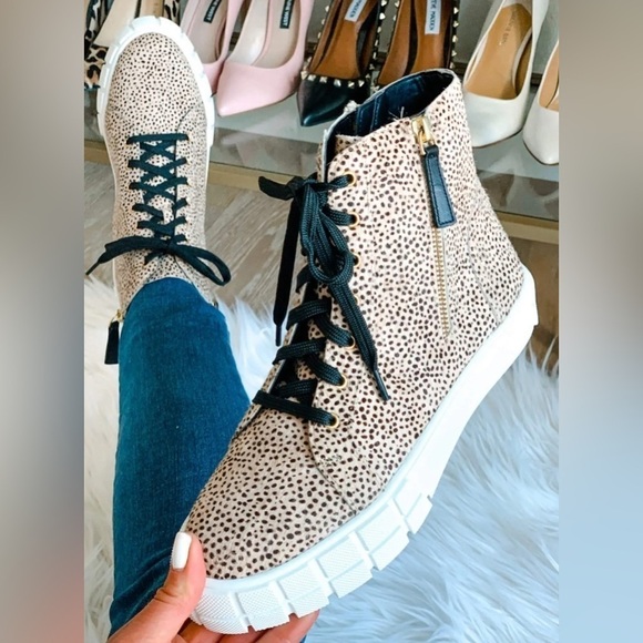 PAOLO GIO 2 CALF HAIR HIGH TOP SNEAKER IN BEIGE/ BLACK 10 - Picture 2 of 10